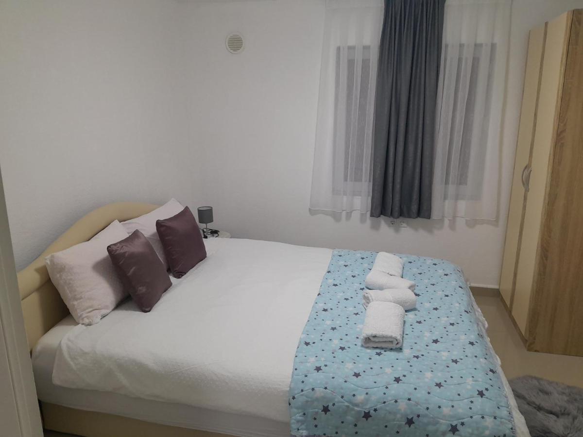Apartmani Bet Gradacac 1 Maj Broj 24 Kültér fotó