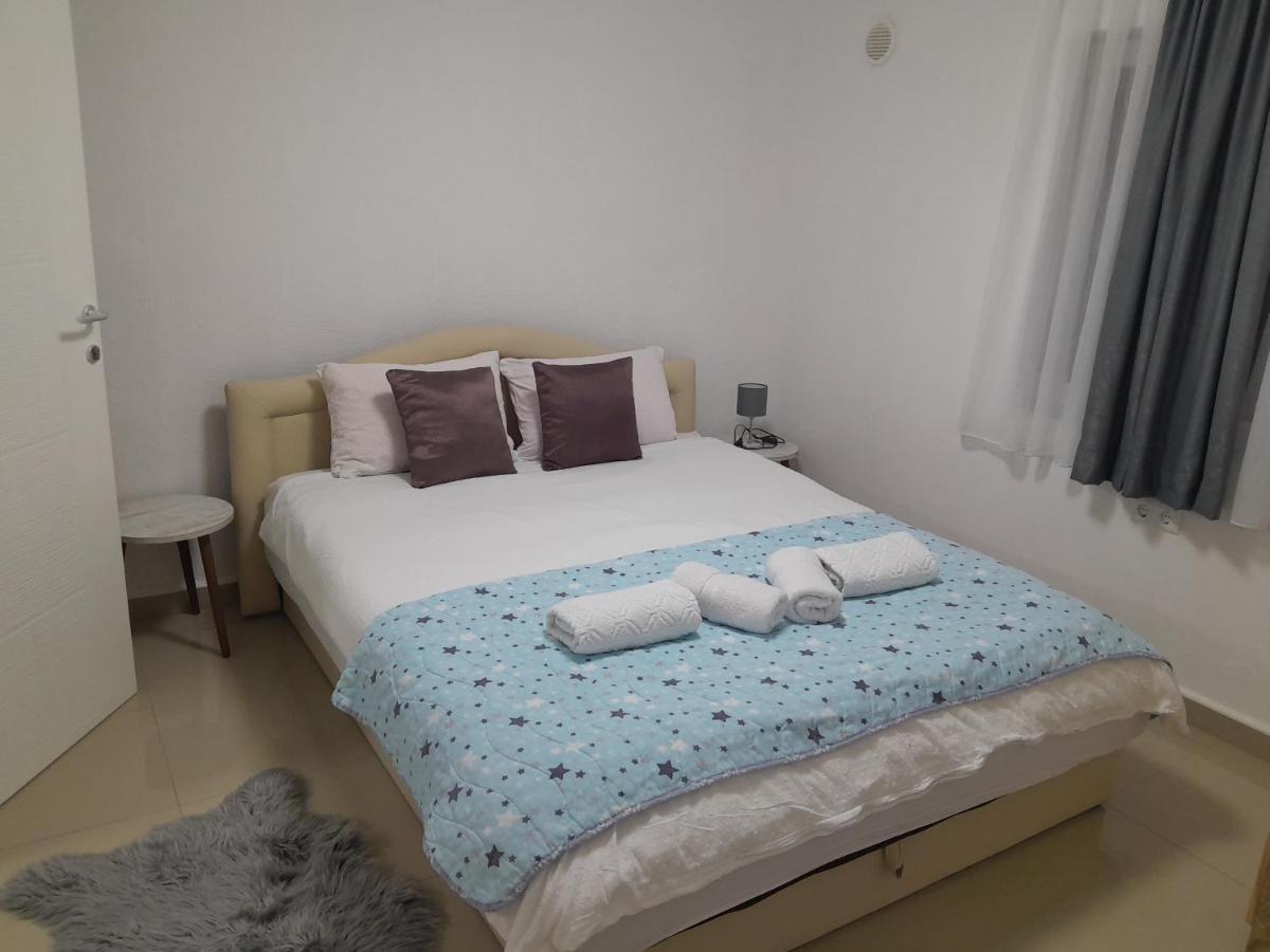 Apartmani Bet Gradacac 1 Maj Broj 24 Kültér fotó